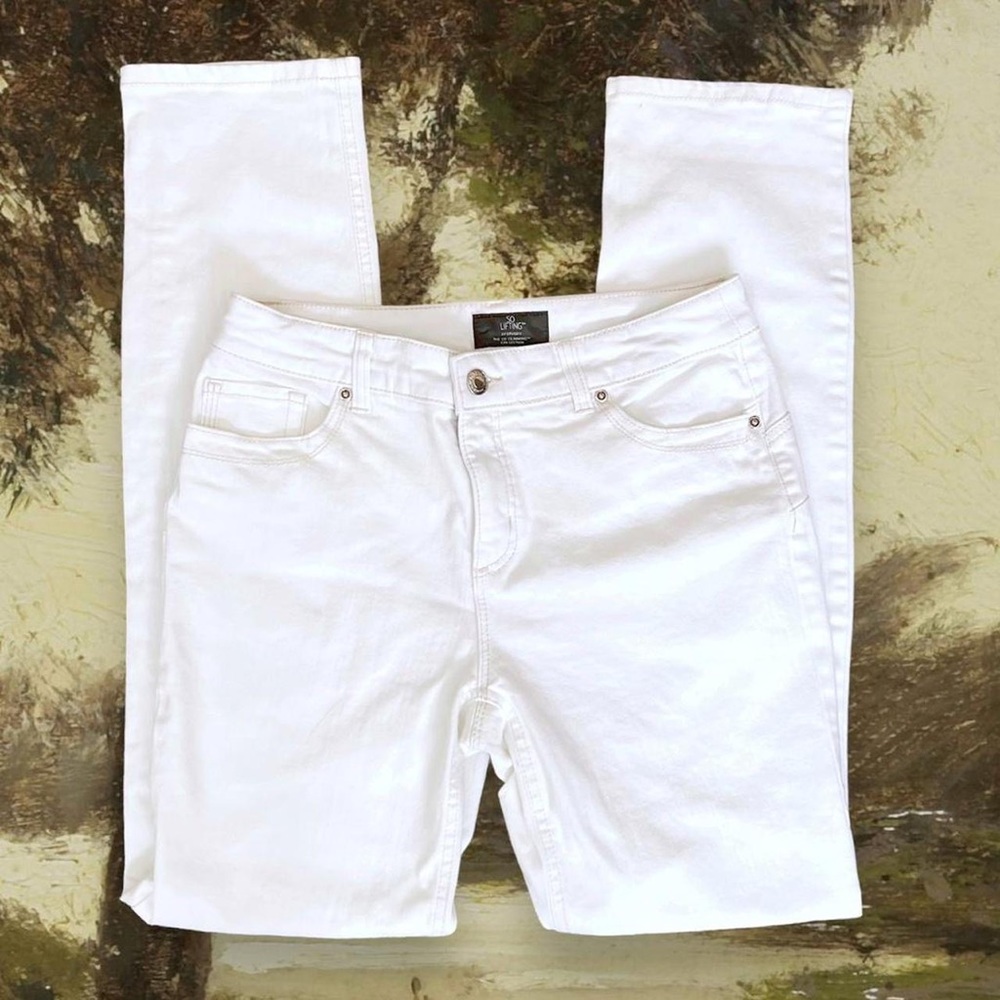White mid rise jeans